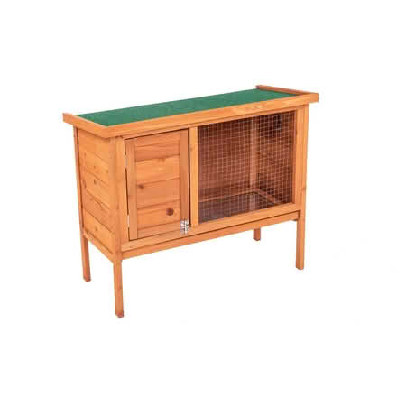 Photo of free Rabbit Hutch (HD6 brighouse) #1