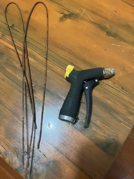 Photo of free hose nozzle (sausalito) #1