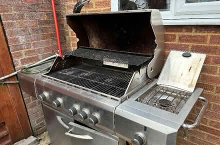 Photo of free Large Gas Barbecue (Letchworth SG6)