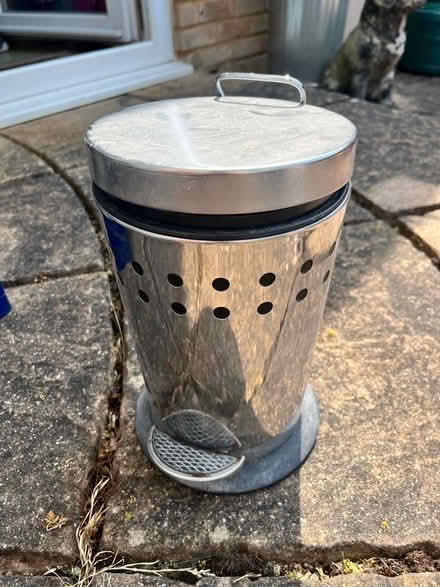 Photo of free small metal bathroom bin (Bletchley MK3) #1