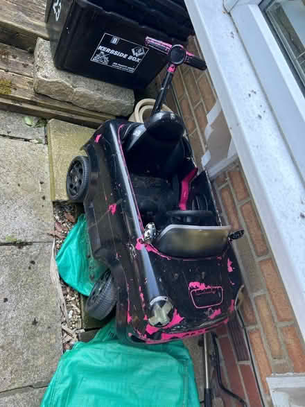 Photo of free Out door toys (Woodley) #1