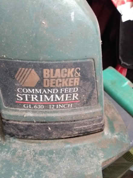 Photo of free Very old strimmer (Woodley SK6) #3