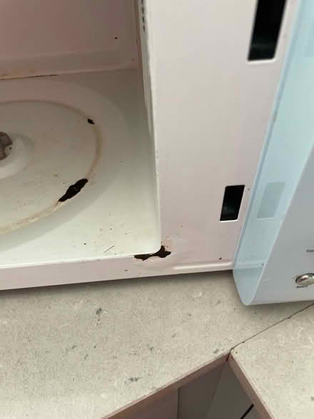 Photo of free Microwave (Worthing BN13) #2