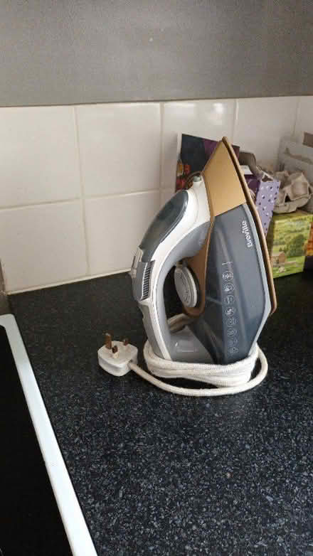 Photo of free Steam Iron. (Fishermead MK6) #1