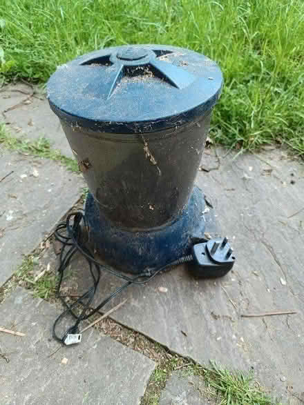 Photo of free Fish feeder (Horsham Roffee) #1