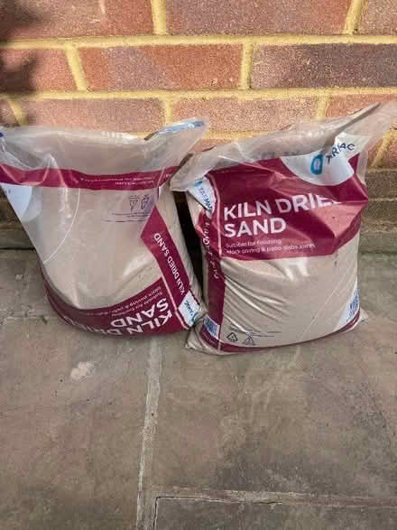 Photo of free 2 bags kiln dried sand (The Nurserylands TW12) #1