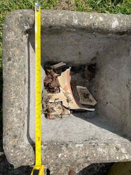 Photo of free 5 Very Heavy Garden Pots (CT14) #4