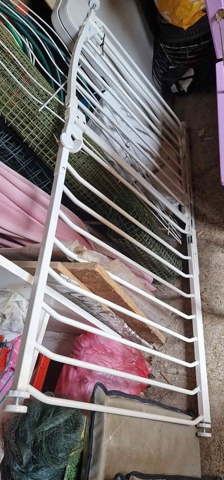 Photo of free Dreambaby stairgate (Bexleyheath DA6) #1