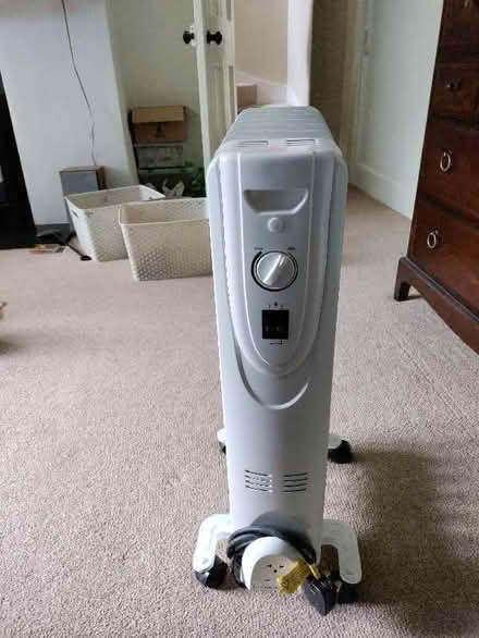 Photo of free Oil Filled Radiator (Hill Deverill BA12) #2
