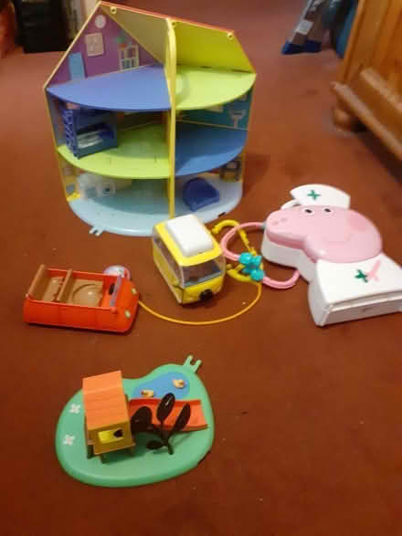 Photo of free Peppa Pig Stuff (Kingston Bagpuize OX13) #1