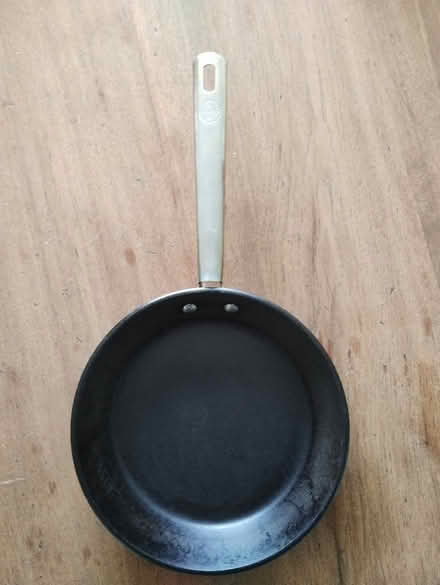 Photo of free Frying pan (Amersham Common HP7) #1