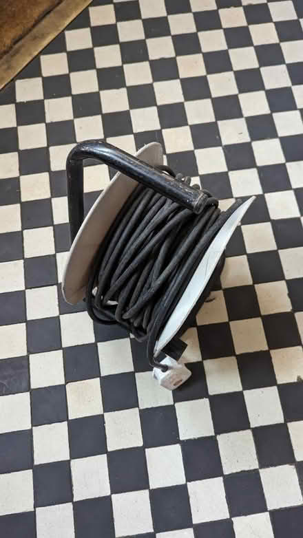 Photo of free Power extension cable (Willesden Green) #2