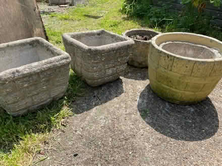 Photo of free 5 Very Heavy Garden Pots (CT14) #1