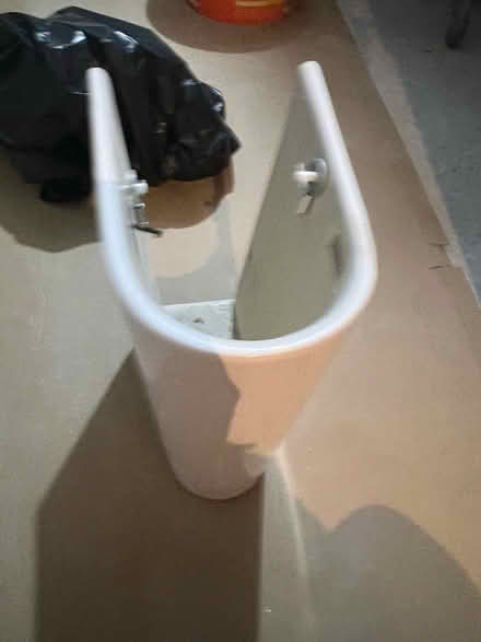 Photo of free Sink cover (CR4) #2