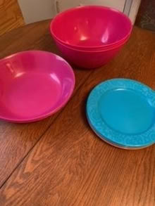 Photo of free Plastic plates & serving bowls (Beacon NY) #1