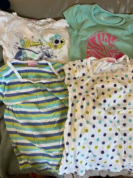 Photo of free Girls clothes 3-4 years (Bromley BR2) #1