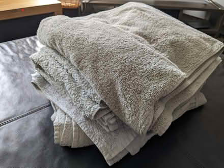 Photo of free 5 x Towels (Hammersmith W6) #1