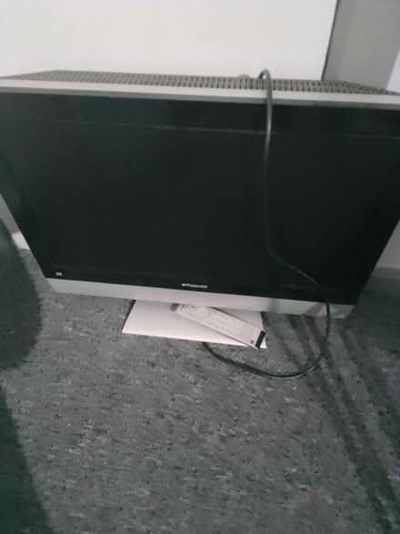 Photo of free Polaroid tv (Stacksteads OL13) #1