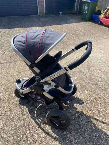 Photo of free iCandy peach pram (South Malling BN7) #1