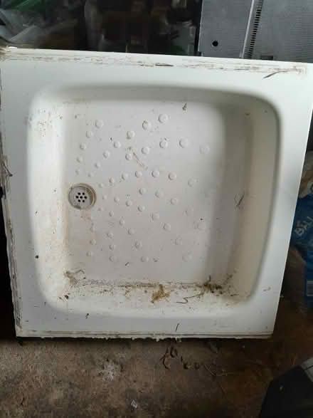 Photo of free Shower tray (Upper Hill HR6) #1