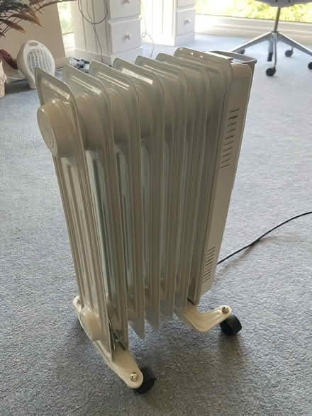 Photo of free Electric radiator (stopped working) (Chingford E4) #2