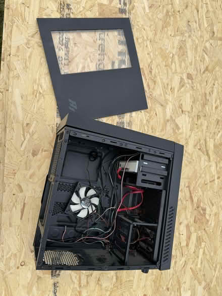 Photo of free Empty Gaming PC Case (CH42) #2