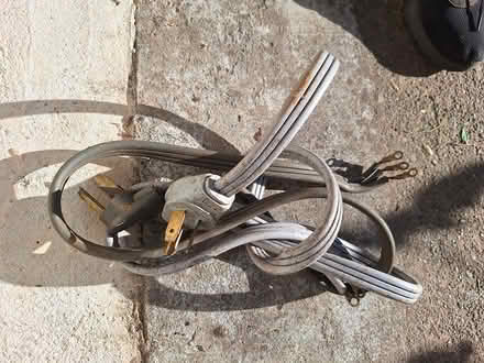 Photo of free Heavy appliance chords (South Lynnwood) #1