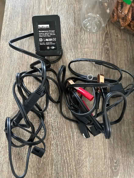 Photo of free Battery charger - motorbike/caravan/car (Newbury Park IG2) #2