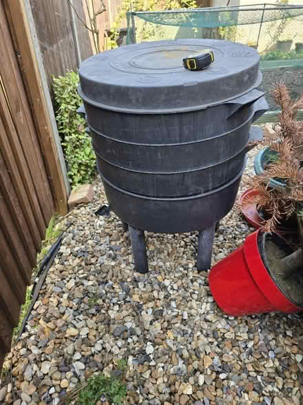 Photo of free Can-of-worms wormery (St Albans) #1