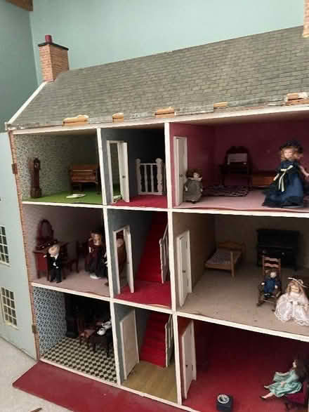 Photo of free Dolls house (Claughton CH43) #2