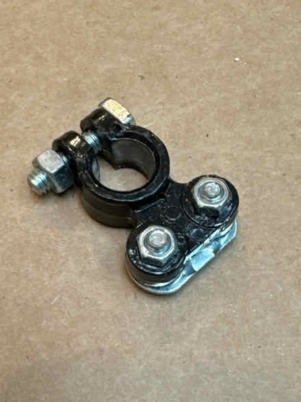 Photo of free Car battery connector (West Nyack) #1