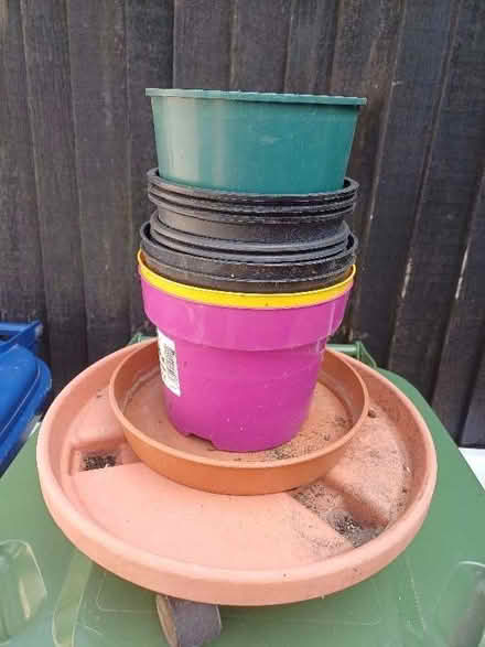 Photo of free Plastic plant pots (Rose Hill OX4) #1