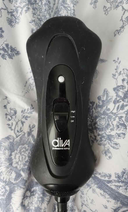 Photo of free Hair brush straightener (Drylaw EH4) #1