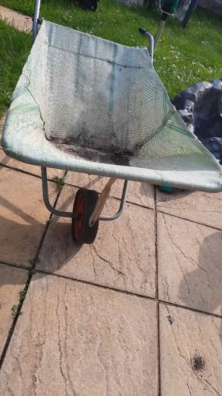 Photo of free Lightweight collapsible wheelbarrow (Emmbrook RG41) #1