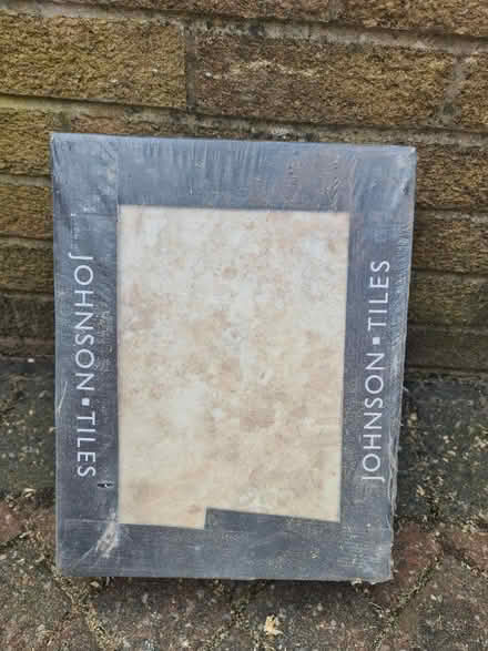 Photo of free Wall / floor tiles (BB5) #2