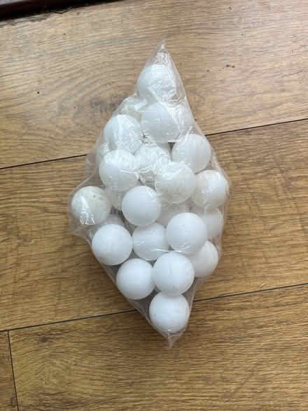 Photo of free 32 ping pong balls (Gleedless (S12)) #1