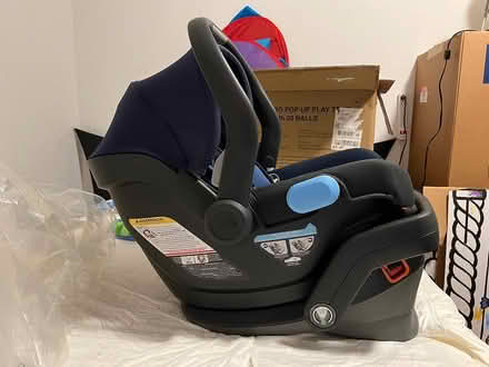 Photo of free UPPAbaby infant car seat (Fort Lee NJ) #2