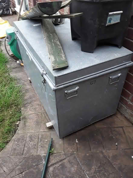 Photo of free Tin tea chest large (Blacon) #2