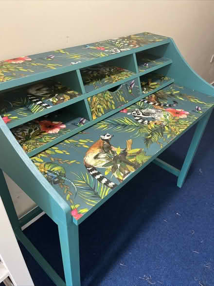 Photo of free Green desk - In Deptford SE8 (SE8 Deptford) #2