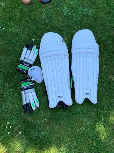 Photo of free Kids cricket gear (TN24) #1