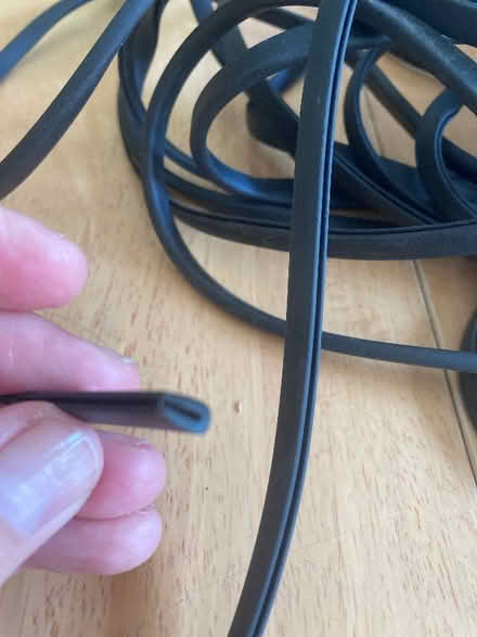 Photo of free Glass seal (Riddlesdown CR8) #1