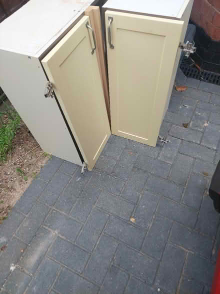 Photo of free corner kitchen wall cabinets (Carlton, NG4) #3