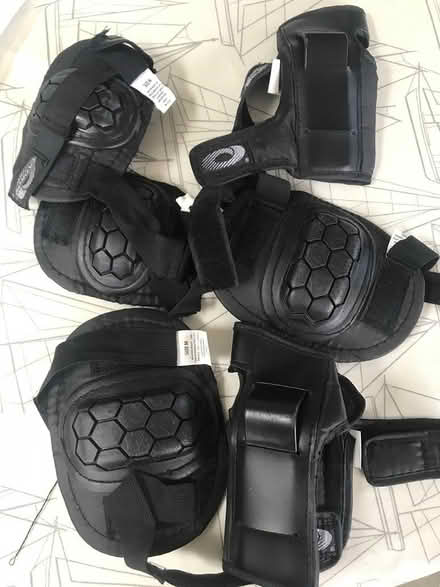 Photo of free Protective gear for skateboarding (SG6) #1