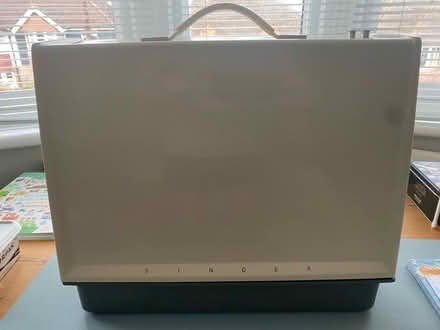 Photo of free Singer 507 Sewing Machine (East Dean BN20) #2