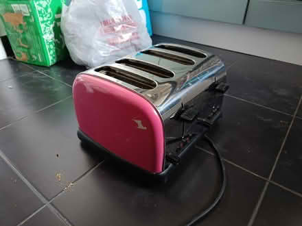 Photo of free Toaster (Streatham Hill SW2) #2