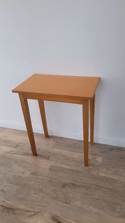 Photo of free Side table (Hornchurch RM12) #1