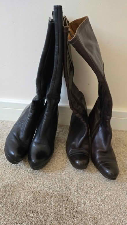 Photo of free High heels boots size 5/5.5 uk (38 eur) (Aston S26) #1