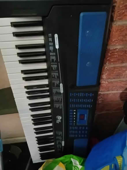 Photo of free power play keyboard (bolton BL5) #1