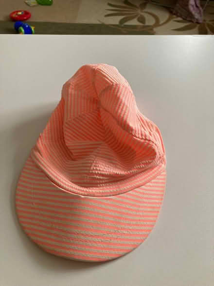 Photo of free Baby sun hat (London) #2