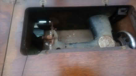 Photo of free Singer treadle sewing machine (Tunbridge wells Ramslye TN4) #2